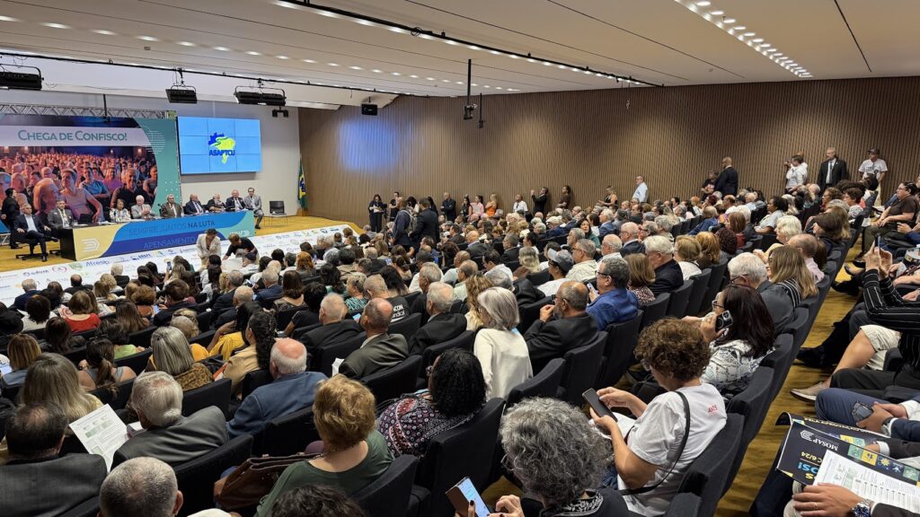 Mineiros reforçam mobilização pela aprovação da PEC 6/2024 em ato nacional realizado em Brasília 7 mineiros reforcam mobilizacao pela aprovacao da pec 6 2024 em ato nacional realizado em brasilia 3
